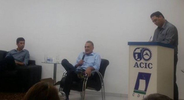 Rodada de conversas com candidatos recebe prefeito