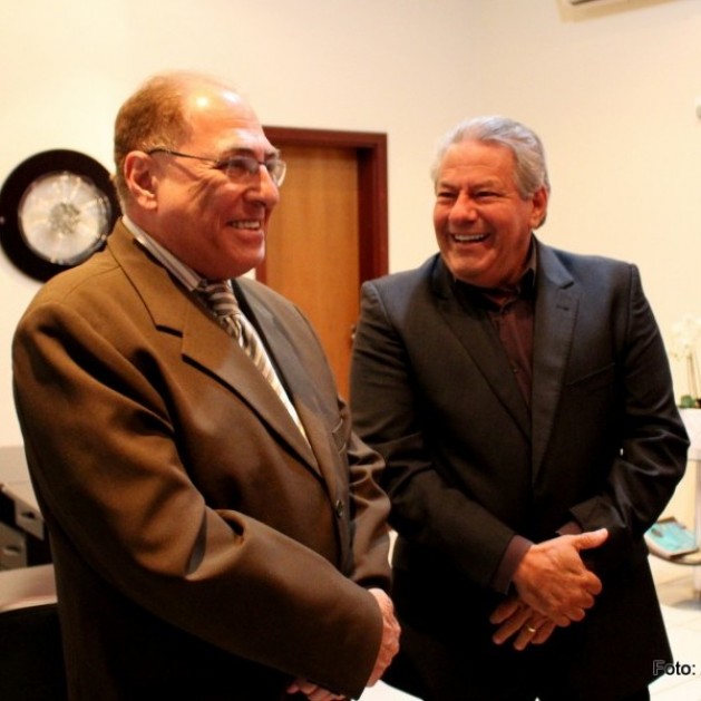Senador Luiz Carlos do Carmo, visita sede da ACIC/CDL