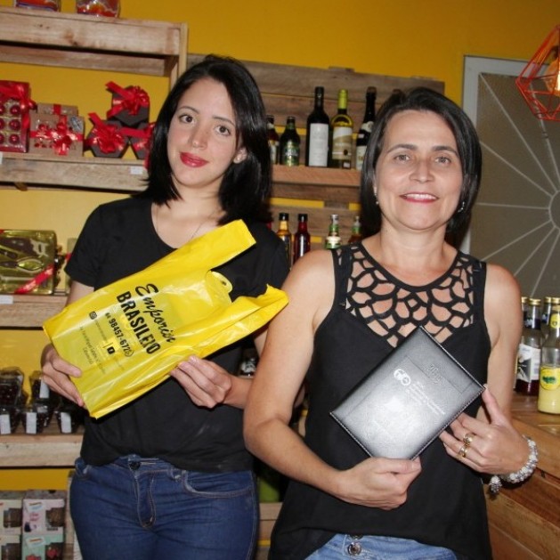 Empresária Luciene Soares é nova associada ACIC/CDL